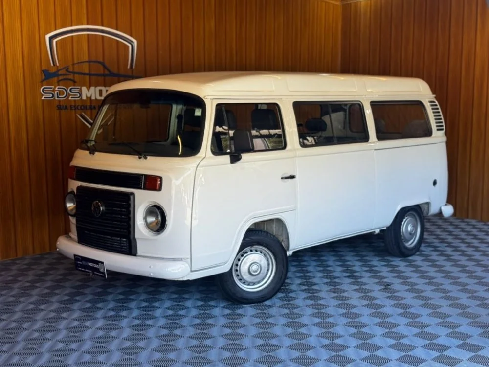 VW - VolksWagen Kombi Lotação 1.4 Mi Total Flex 8V